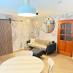 Apartmany215 *