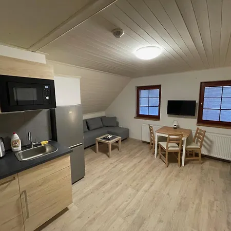 Apartmany215 Apartman Strážné