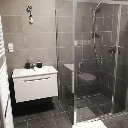Apartmany215 Apartman Strážné