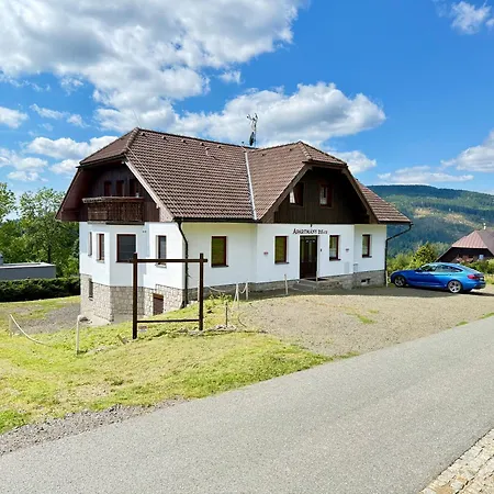 Apartmany215 Strážné