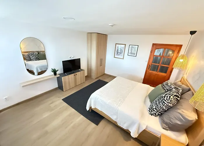 Lägenhet Apartmany215